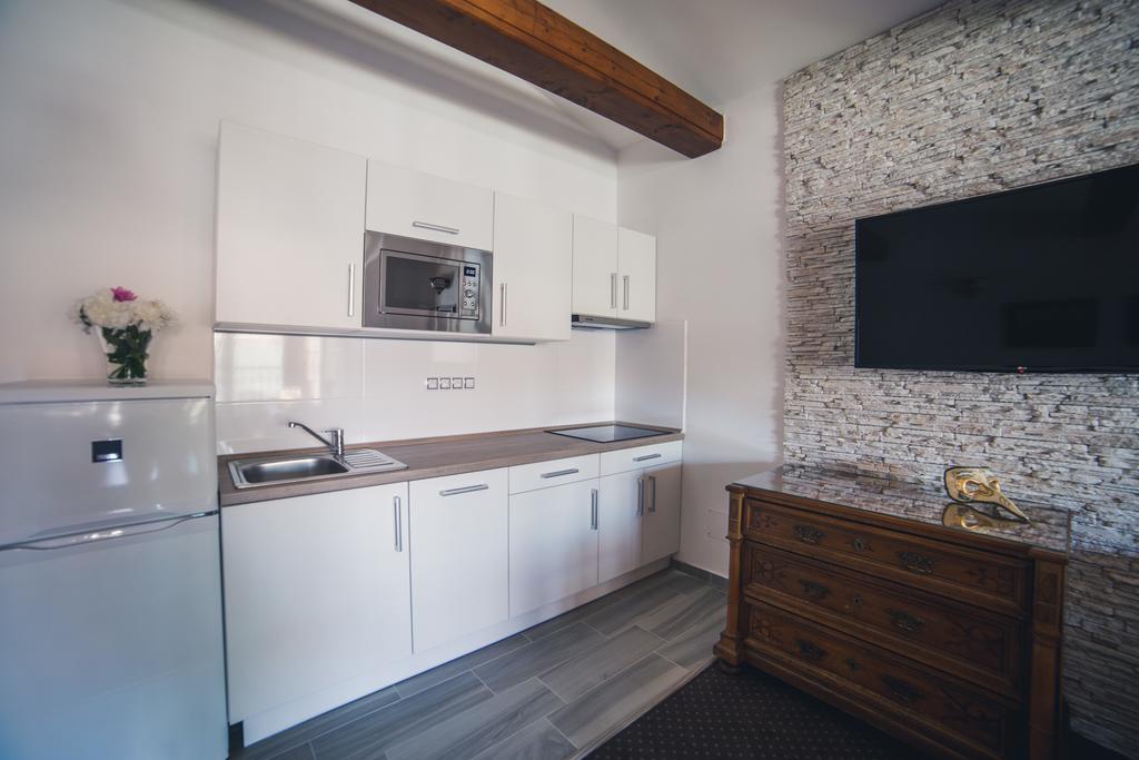 Apartmany U Papousku Jindrichuv Hradec Exterior photo