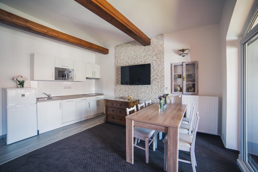 Apartmany U Papousku Jindrichuv Hradec Exterior photo