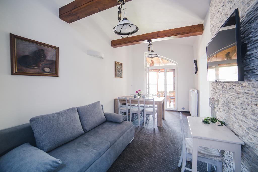 Apartmany U Papousku Jindrichuv Hradec Exterior photo