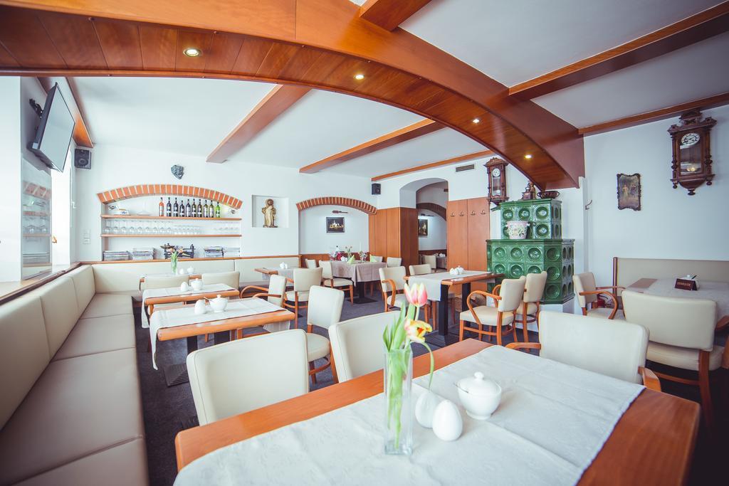 Apartmany U Papousku Jindrichuv Hradec Exterior photo
